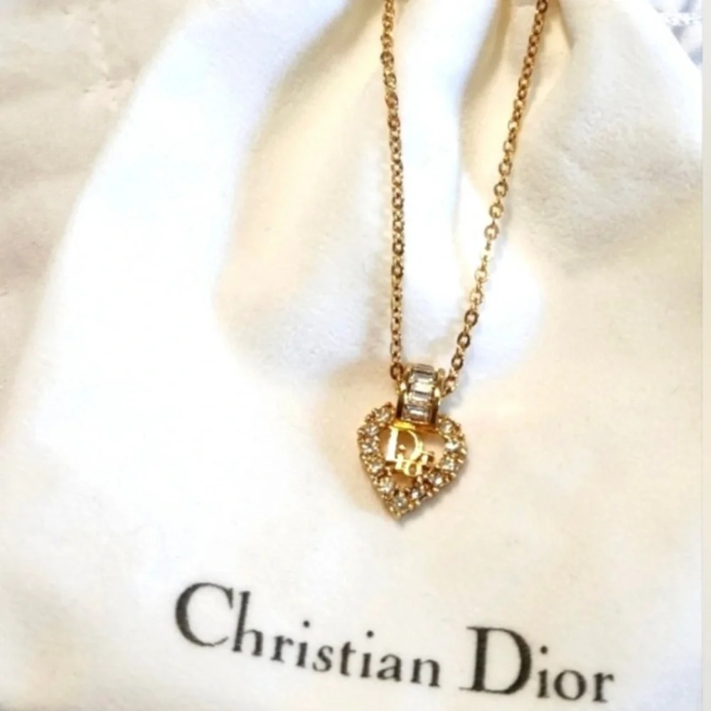 COA CHRISTIAN DIOR CD LOGO RHINESTONE HEART NECKLACE ✨️🔥 - Picture 1 of 6